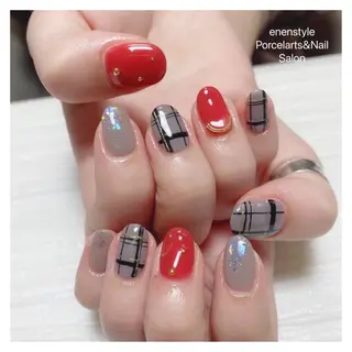 ミディアム ネイル 🐾enen style 🐾のネイルデザイン