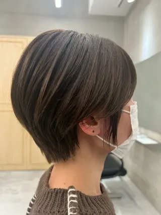 ショート カラー 曲がる縮毛矯正 バレイヤージュ森田のヘアスタイル
