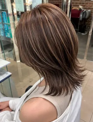 ミディアム 菅野谷 琉那のヘアスタイル