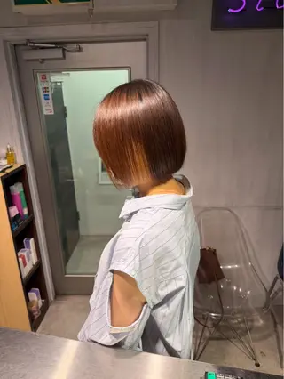 セミロング ✨ツヤ髪ハイトーン✨ しげきのヘアスタイル