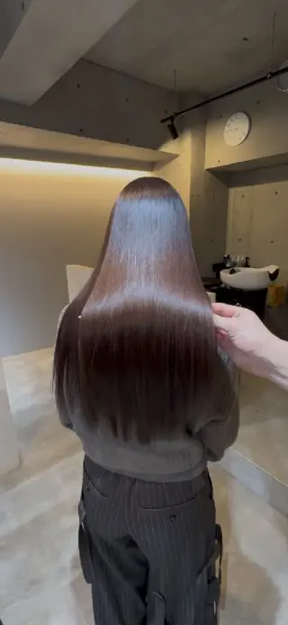 ロング Haru🫧髪質改善 ×美髪矯正🫧艶髪のヘアスタイル