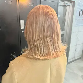 ミディアム 🌈カラー特化 ハイトーンけいと🌈のヘアスタイル