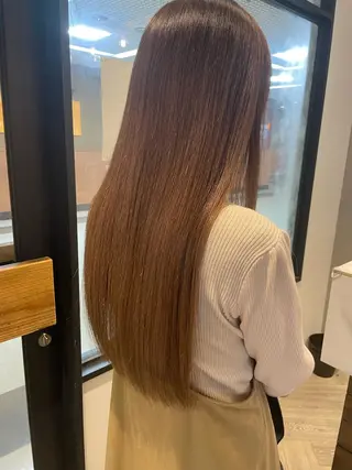 ロング カラー EIGHT MAYUのヘアスタイル