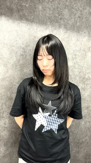 ロング ナリキ/ダブルカラー /ダブルカラーモデルのヘアスタイル