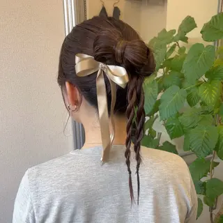 セミロング カラー パーマ ヘアアレンジ yukimi .のヘアスタイル