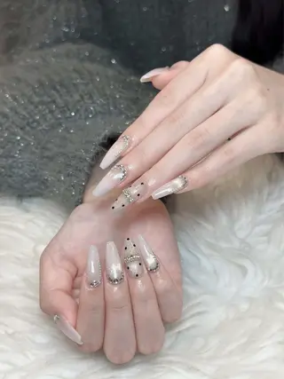 ネイル Eli Muse 新宿ネイルのネイルデザイン