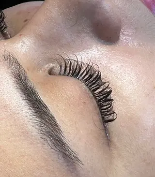 マツエク・マツパ REArtSalon レアートサロンのマツエク・マツパデザイン