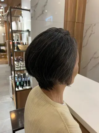 ショート 村中 逸紀のヘアスタイル