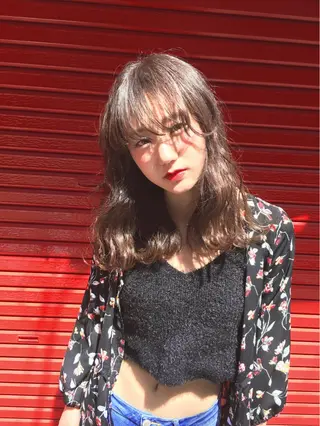 セミロング カラー ヘアアレンジ 柔らか垢抜けｶﾗｰと ｶｯﾄ🫧ASUKAのヘアスタイル