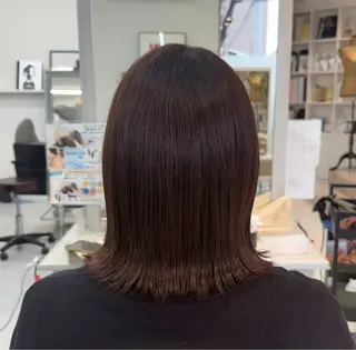 カラー 榎本 雪来のヘアスタイル