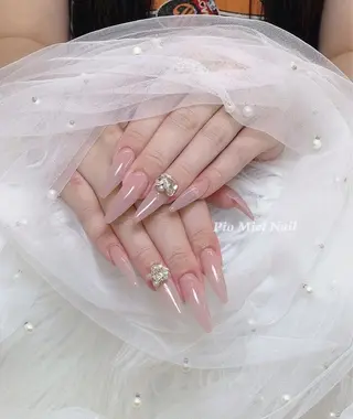 ネイル HANA 長さだしのネイルデザイン