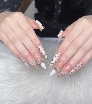 ネイル RosyBeauty スカルプ専門店のネイルデザイン