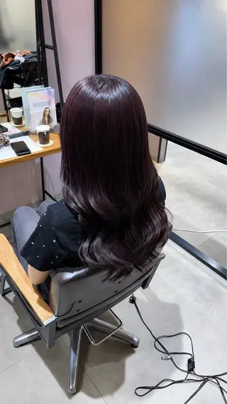 ロング カラー 作野 潮織のヘアスタイル