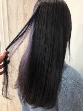 カラー white.梅田 デザインカラー🦄のヘアスタイル