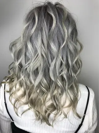 セミロング 福島 望のヘアスタイル