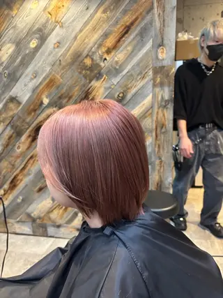 ショート カラー 吉田 光希のヘアスタイル
