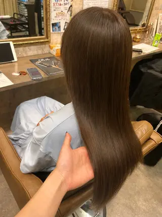 ロング 前田 みのりのヘアスタイル