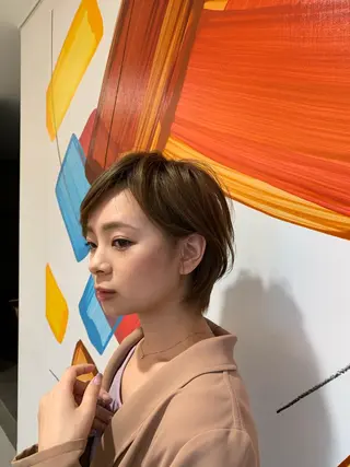 ショート カラー 中尾 文哉のヘアスタイル