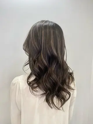ロング カラー レイヤーカット 赤み消し　店長/大和のヘアスタイル