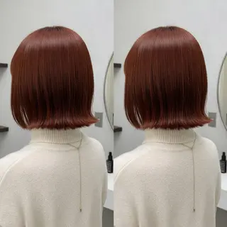 ミディアム 💕透明感赤味カラー ぱっつんボブ🩷のヘアスタイル