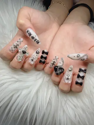 ネイル Lee Nailsのネイルデザイン