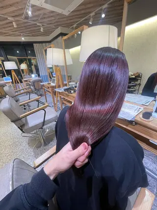 ロング カラー 吉良祐樹 艶カラー／縮毛矯正のヘアスタイル