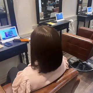 ミディアム カラー tsumugi / ワンカラーのヘアスタイル