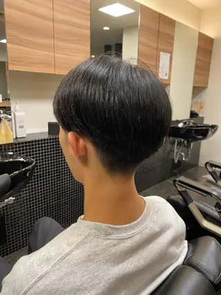 ショート メンズ メンズパーマモデル 大募集中のヘアスタイル