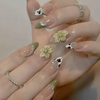 ネイル Umee Nailのネイルデザイン