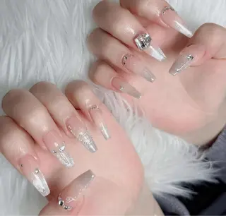 ネイル Lenie Nail Salonのネイルデザイン