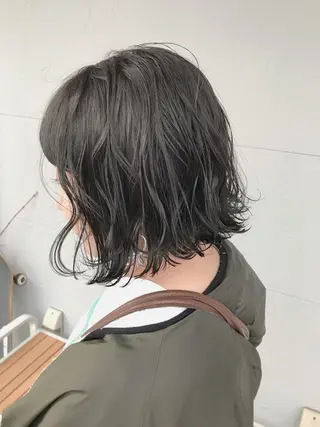 ショート カラー lani ブリーチ /ダブルカラーのヘアスタイル