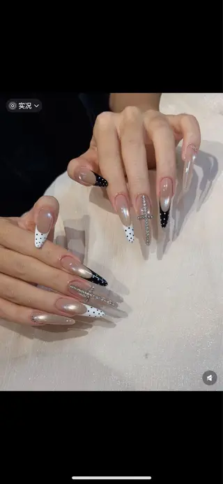 ネイル MI Uのネイルデザイン