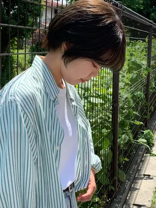 ショート カラー 藤田 衣子のヘアスタイル