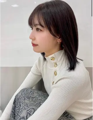 ミディアム カラー MILIA 古石　和奈のヘアスタイル