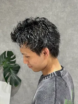 メンズ 谷本虎太郎 レイヤー🌈ボブのヘアスタイル