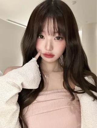 カラー 白石 瑠愛のヘアスタイル