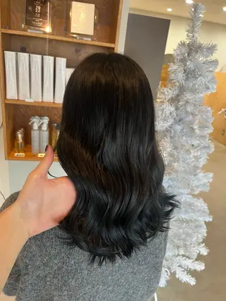 カラー 透明感カラー 結羽愛のヘアスタイル