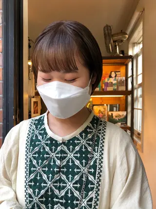 ショート カラー eri kinjoのヘアスタイル