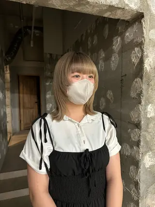 ミディアム ルナ/ SYS by fitのヘアスタイル