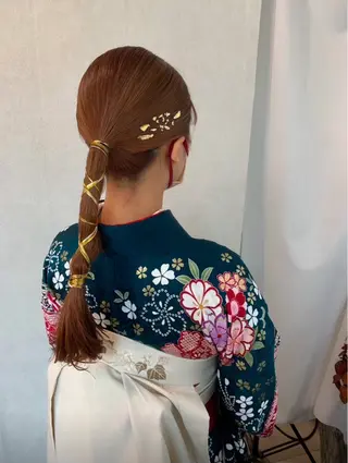 ヘアアレンジ 🎀モモ🎀 上品 白髪ぼかしハイライトのヘアスタイル