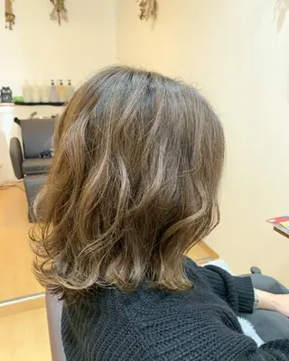 カラー ミディアム サトウ シューイチのヘアスタイル