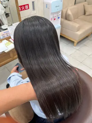 セミロング 縮毛矯正専門💎/ 髪質改善ストレートのヘアスタイル