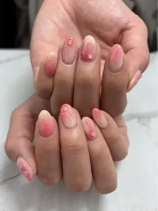 ネイル MAXKELLY EMIのネイルデザイン
