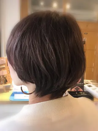 ショート カラー 中村 幸子のヘアスタイル