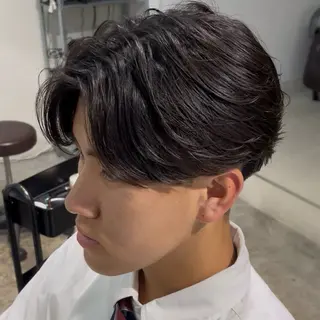 メンズ フェザーパーマ🌙 毛流れ yuzukiのヘアスタイル