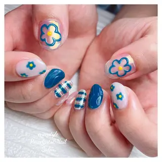 ミディアム ネイル 🐾enen style 🐾のネイルデザイン