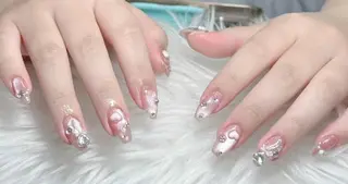ネイル Evelyn 北千住東口店のネイルデザイン