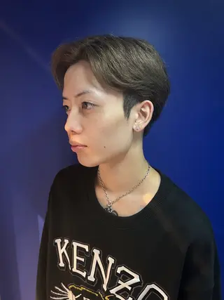ショート カラー メンズ 佐々木 大地のヘアスタイル