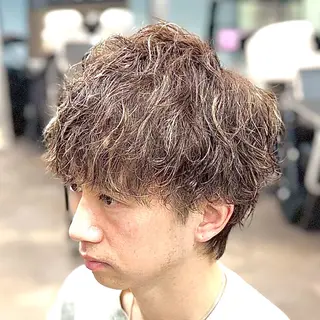 カラー パーマ メンズ 🎩刈り上げ特化🎩 渡邉太耀のヘアスタイル