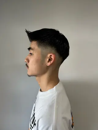 ショート メンズ 相澤 拳のヘアスタイル